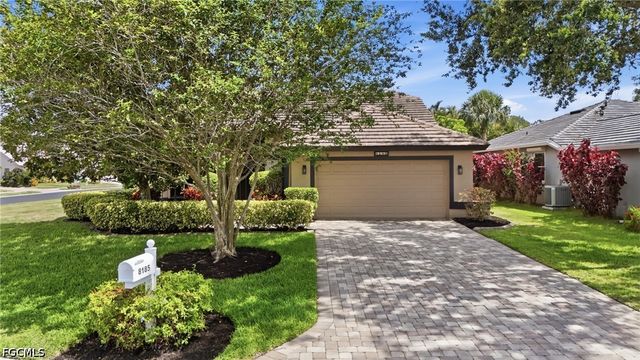 8185 Breton CIR, Fort Myers, FL 33912