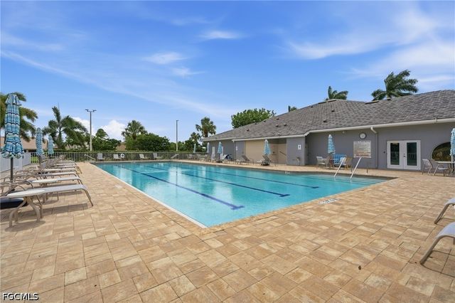 8185 Breton CIR, Fort Myers, FL 33912