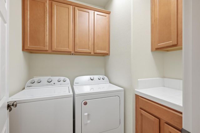 1320 Stoney Cross Ln, Lincoln, CA 95648