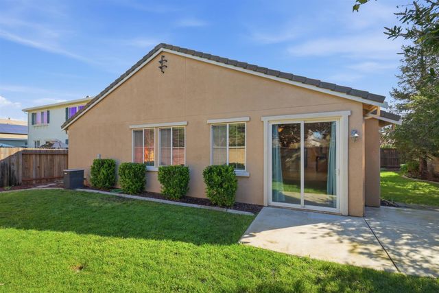 1320 Stoney Cross Ln, Lincoln, CA 95648