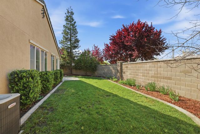 1320 Stoney Cross Ln, Lincoln, CA 95648