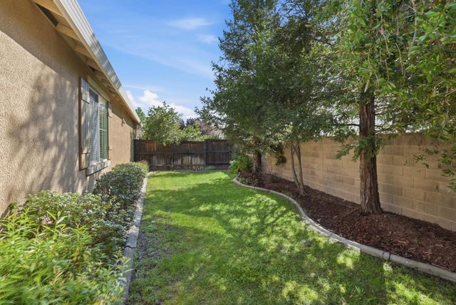 1320 Stoney Cross Ln, Lincoln, CA 95648