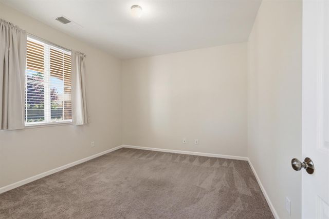 1320 Stoney Cross Ln, Lincoln, CA 95648