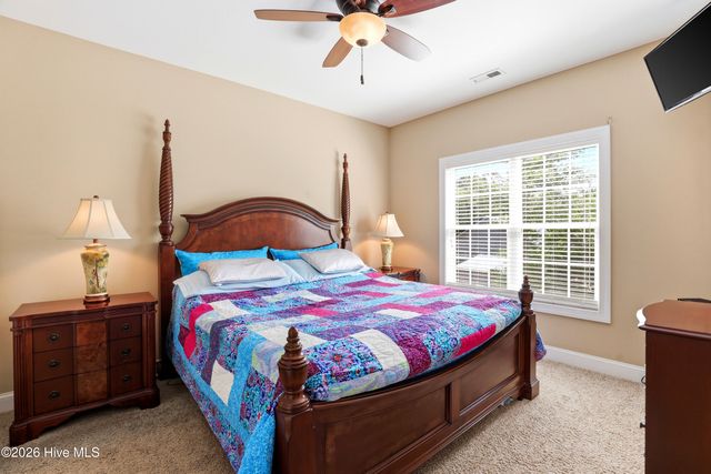 332 NE 52nd Street, Oak Island, NC 28465