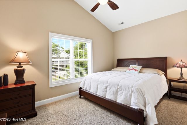 332 NE 52nd Street, Oak Island, NC 28465
