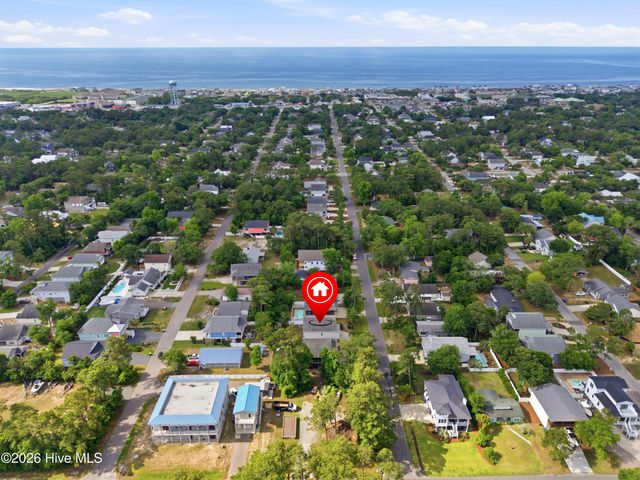 332 NE 52nd Street, Oak Island, NC 28465