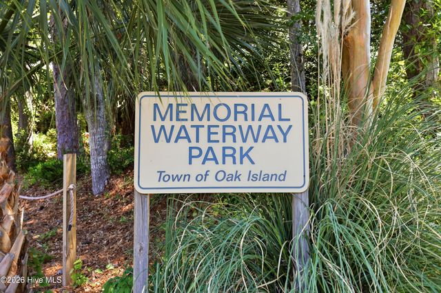 332 NE 52nd Street, Oak Island, NC 28465