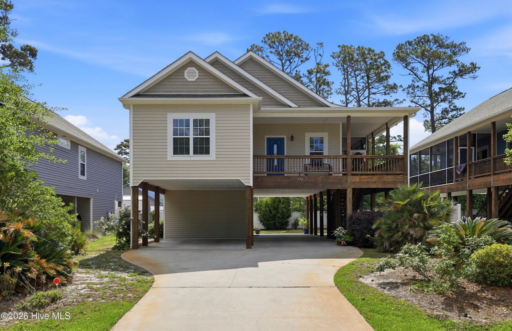 332 NE 52nd Street, Oak Island, NC 28465