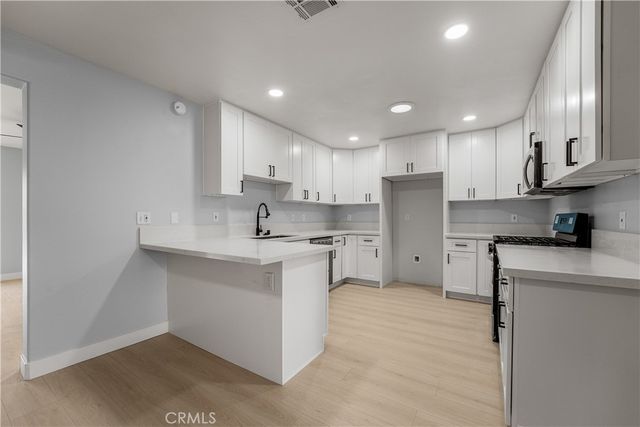 638 N Girard, Hemet, CA 92544