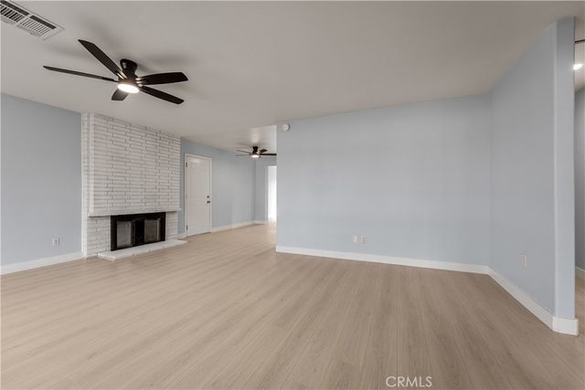 638 N Girard, Hemet, CA 92544