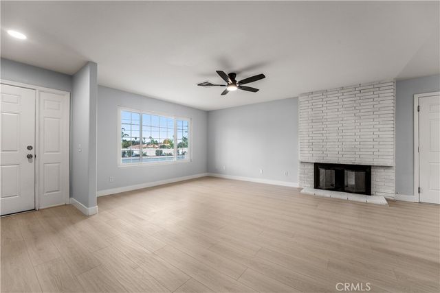 638 N Girard, Hemet, CA 92544