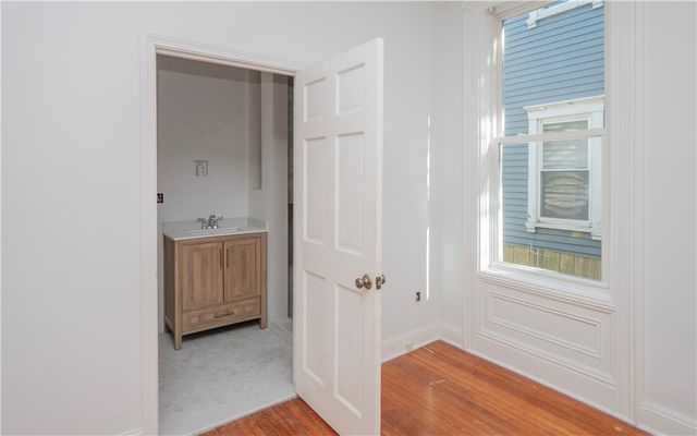 8 Pleasant Street 1, Newport, RI 02840