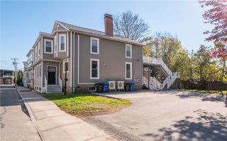 8 Pleasant Street 1, Newport, RI 02840