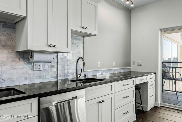 1 Riverpointe Plaza 603 604, Jeffersonville, IN 47130