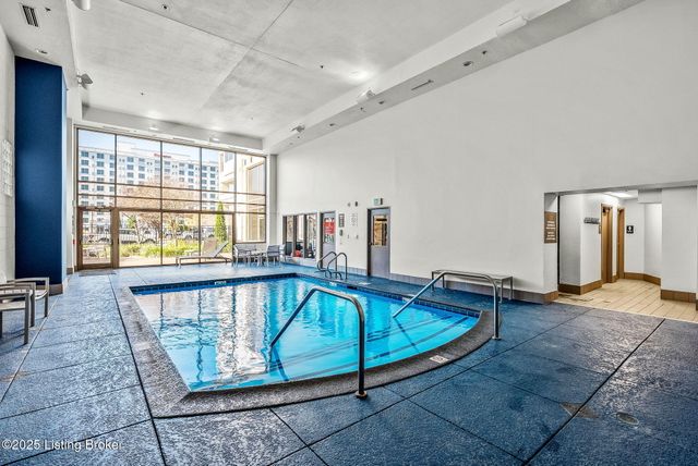 1 Riverpointe Plaza 603 604, Jeffersonville, IN 47130