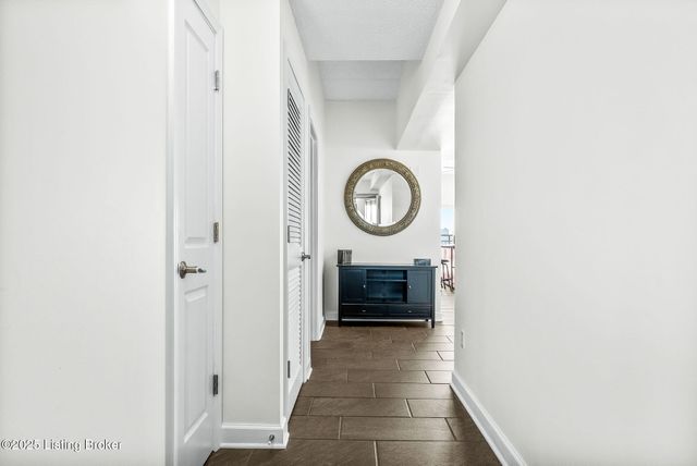 1 Riverpointe Plaza 603 604, Jeffersonville, IN 47130