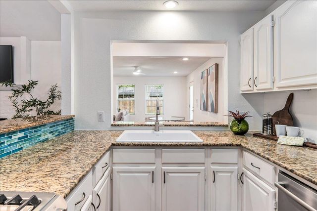 4805 Canyonbend CIR, Austin, TX 78735