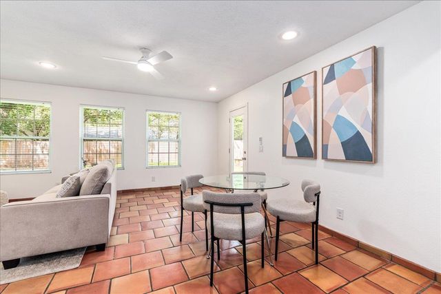 4805 Canyonbend CIR, Austin, TX 78735