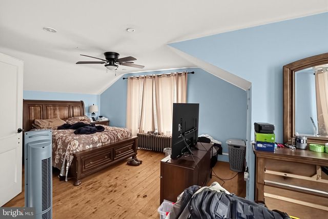 1882 S 2ND ST, Allentown, PA 18103
