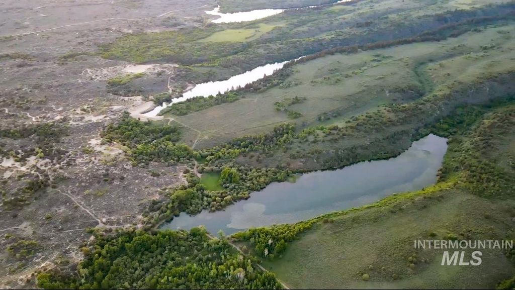 1555 Sadorus Hill Road, Ashton, ID 83420 photo 18