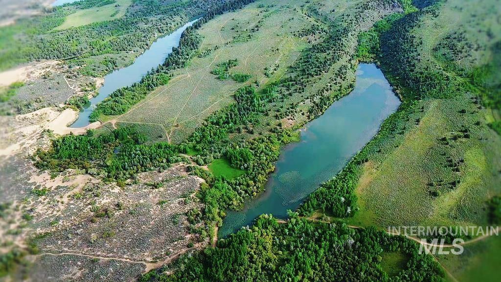 1555 Sadorus Hill Road, Ashton, ID 83420 photo 3