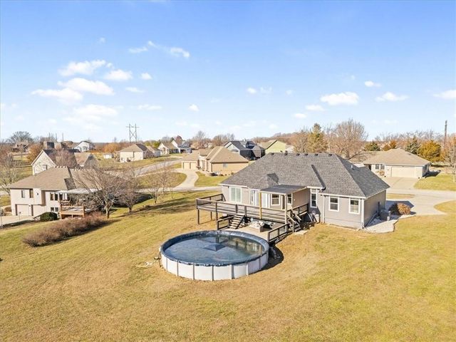 604 Canyon Drive, Pleasant Hill, MO 64080