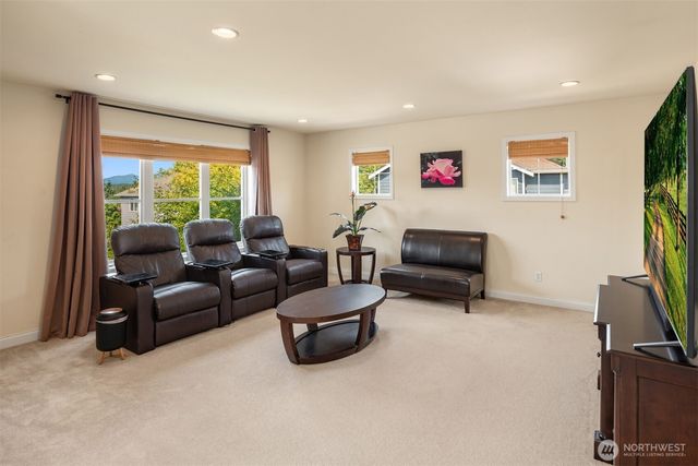 35909 Boulder Court, Snoqualmie, WA 98065