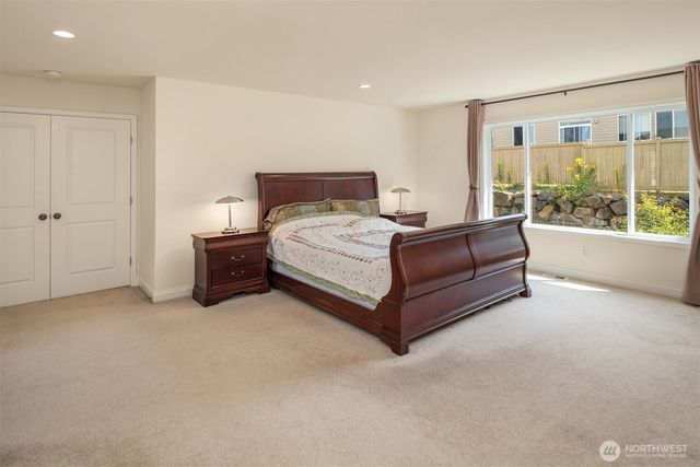35909 Boulder Court, Snoqualmie, WA 98065