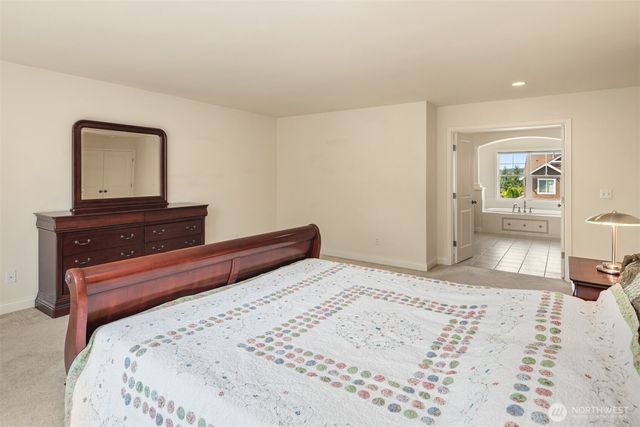 35909 Boulder Court, Snoqualmie, WA 98065