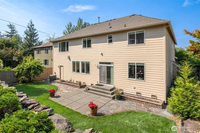 35909 Boulder Court, Snoqualmie, WA 98065