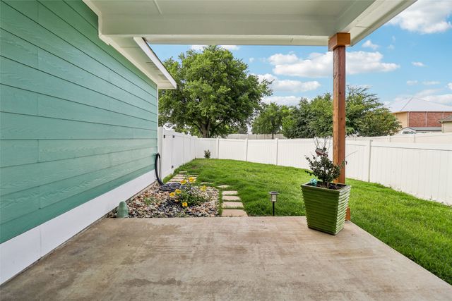 1110 Chattahoochee Drive, Savannah, TX 76227