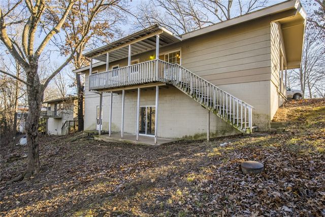 11 Bromwich Lane, Bella Vista, AR 72715