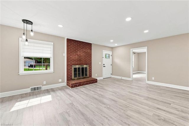 3652 Emma Avenue, Winston-salem, NC 27127