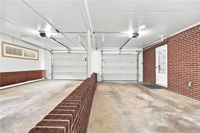 3652 Emma Avenue, Winston-salem, NC 27127