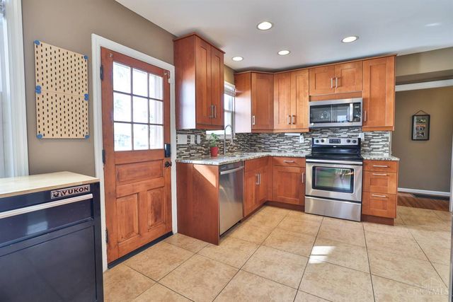 4224 Schenck Avenue, Deer Park, OH 45236