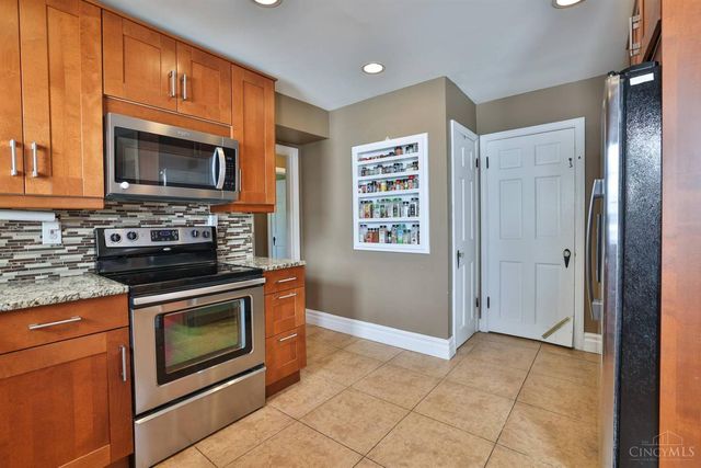 4224 Schenck Avenue, Deer Park, OH 45236