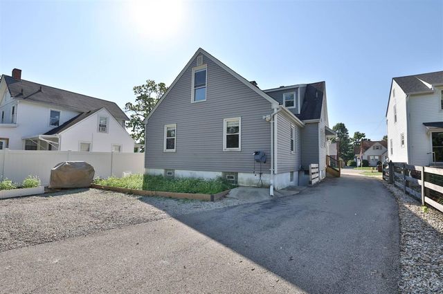 4224 Schenck Avenue, Deer Park, OH 45236