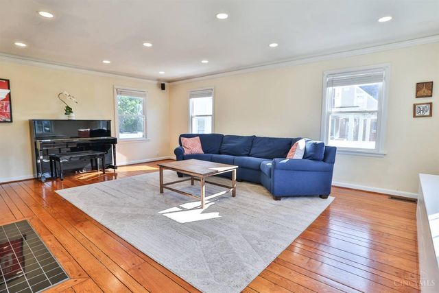 4224 Schenck Avenue, Deer Park, OH 45236