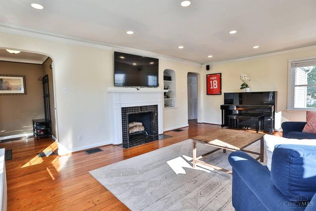 4224 Schenck Avenue, Deer Park, OH 45236