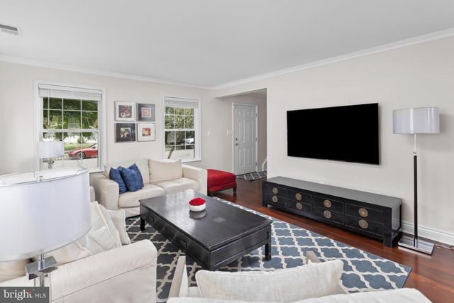 45 LINCOLN DR, Columbus, NJ 08022