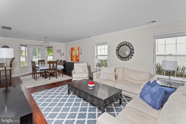 45 LINCOLN DR, Columbus, NJ 08022
