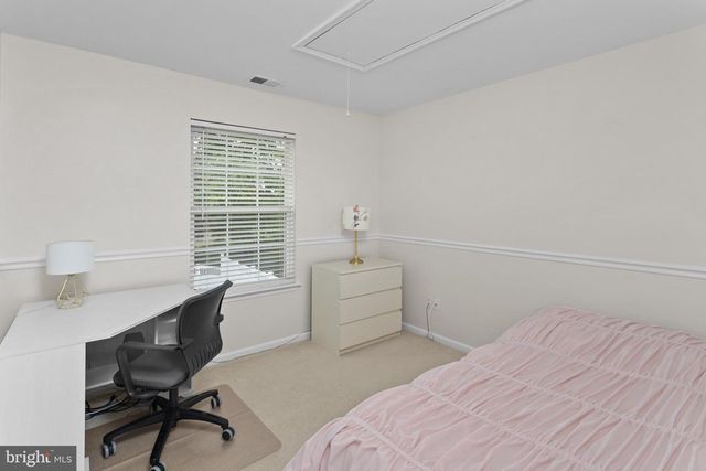 45 LINCOLN DR, Columbus, NJ 08022