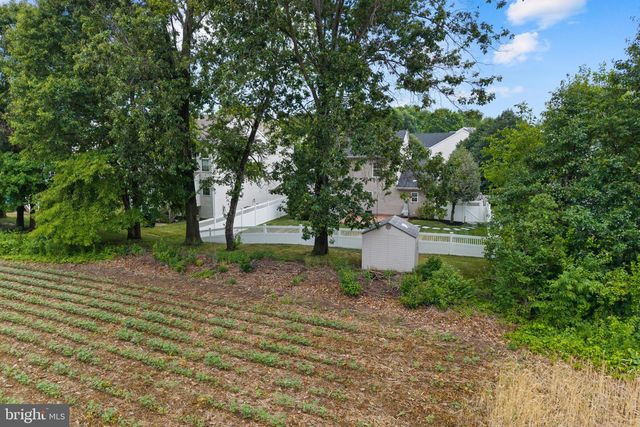 45 LINCOLN DR, Columbus, NJ 08022