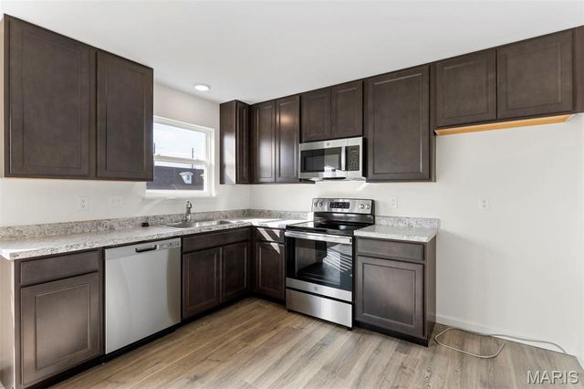 14 Town Centre Court, Foristell, MO 63348