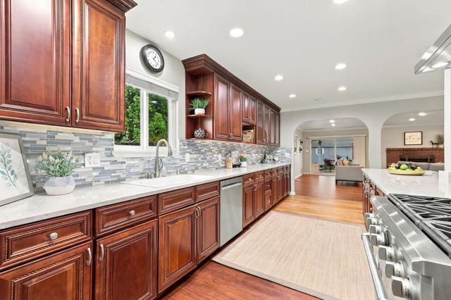 136 Pleasant Ridge Avenue, San Jose, CA 95127