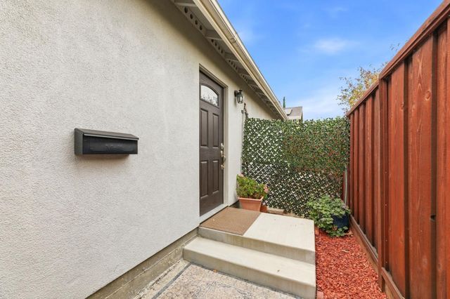 136 Pleasant Ridge Avenue, San Jose, CA 95127