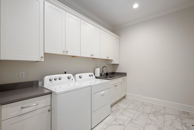 9016 WINSTON WOODS CIR S, Germantown, TN 38139