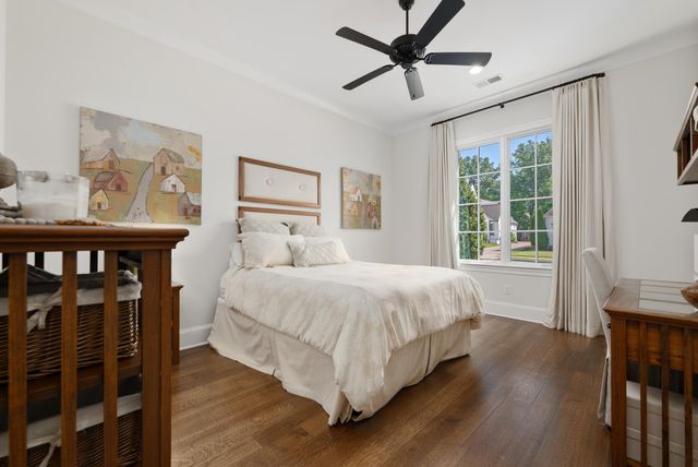 9016 WINSTON WOODS CIR S, Germantown, TN 38139