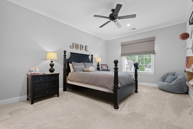 9016 WINSTON WOODS CIR S, Germantown, TN 38139