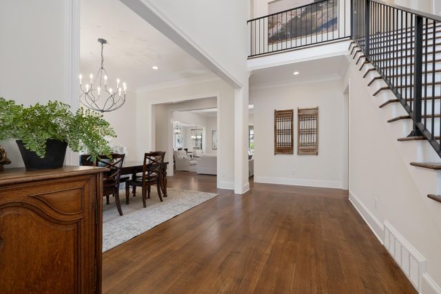 9016 WINSTON WOODS CIR S, Germantown, TN 38139